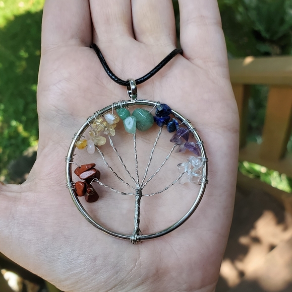 New Rainbow 7 Chakras Tree of Life Necklace - Picture 5 of 8